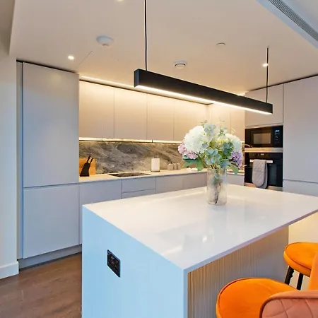 Fabulous Westfield 2 Bed Apartment London Exterior photo