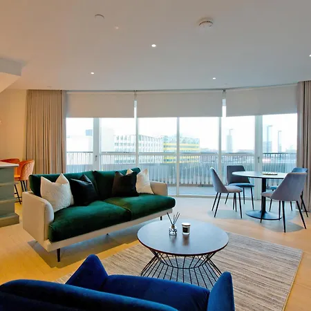 Fabulous Westfield 2 Bed Apartment London Exterior photo