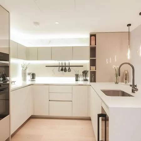 Fabulous Westfield 2 Bed Apartment London Exterior photo