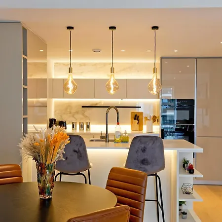 Fabulous Westfield 2 Bed Apartment London Exterior photo