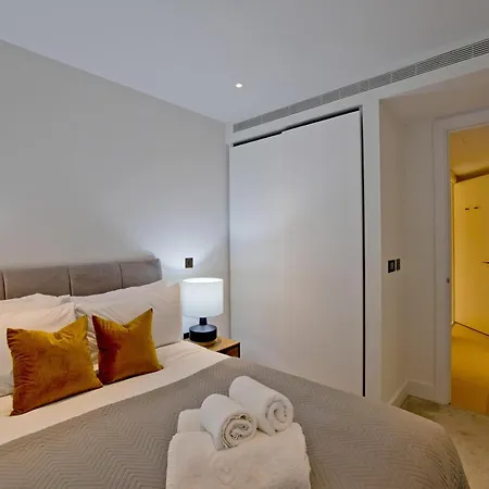 Fabulous Westfield 2 Bed Apartment London Exterior photo