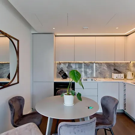 Fabulous Westfield 2 Bed Apartment London Exterior photo