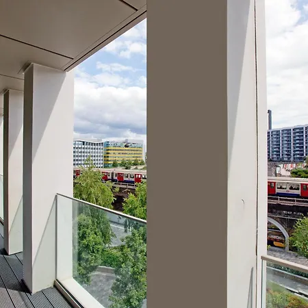 Fabulous Westfield 2 Bed Apartment London Exterior photo