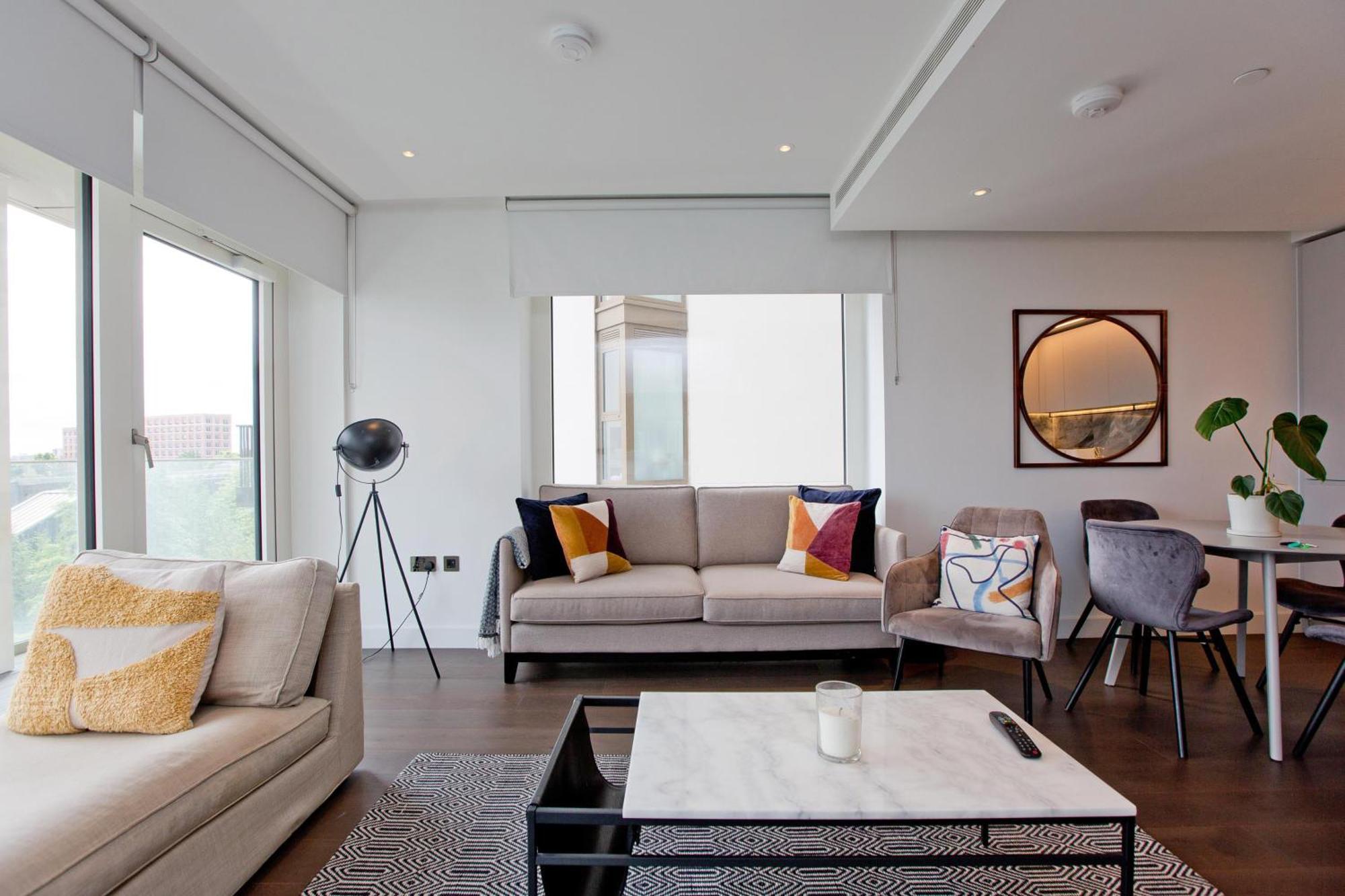 Apartment Fabulous Westfield 2 Bed